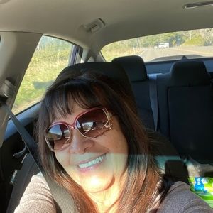 Meet your Posher, Diane